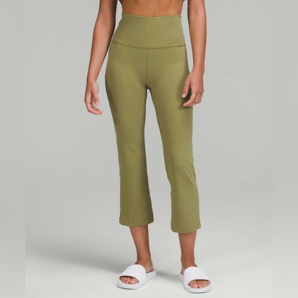 lululemon athletica Olive Green Cropped Leggings - Picture 1 of 8